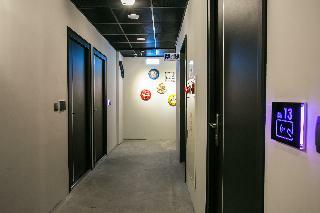 Re-change Hotel