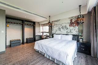 J Palace Residence