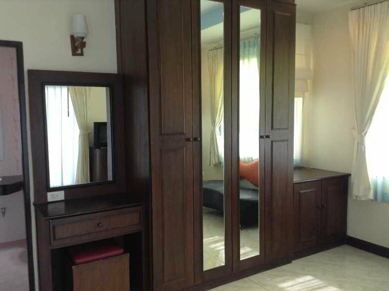 Hotel Baan Havaree Resort