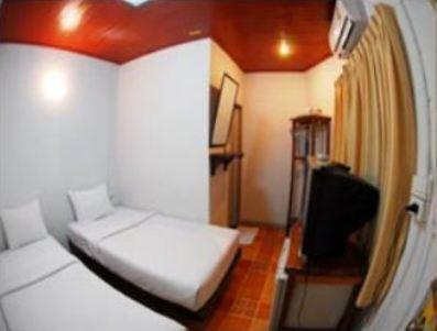 Hostal Relax Guesthouse