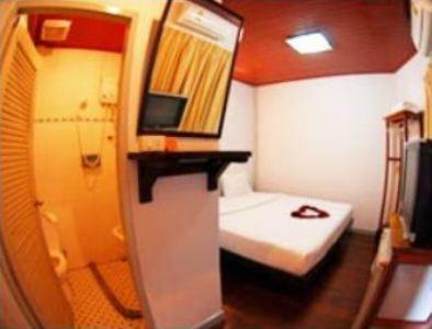 Hostal Relax Guesthouse