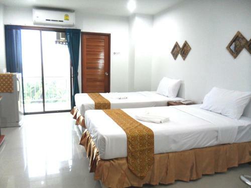 Hostal G&b Guesthouse