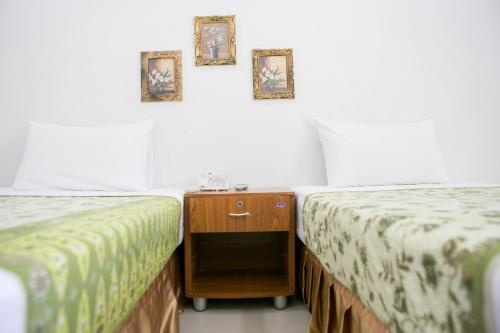 Hostal G&b Guesthouse