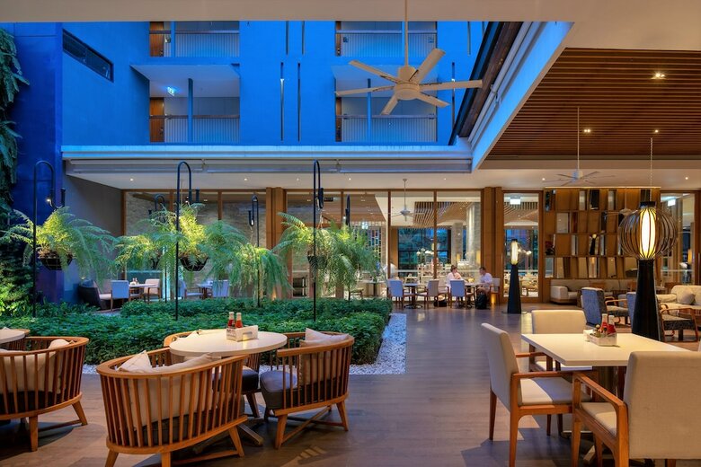 Hotel Holiday Inn Express Phuket Patong Beach Central