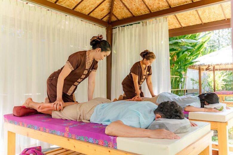 Hotel Holiday Inn Express Phuket Patong Beach Central