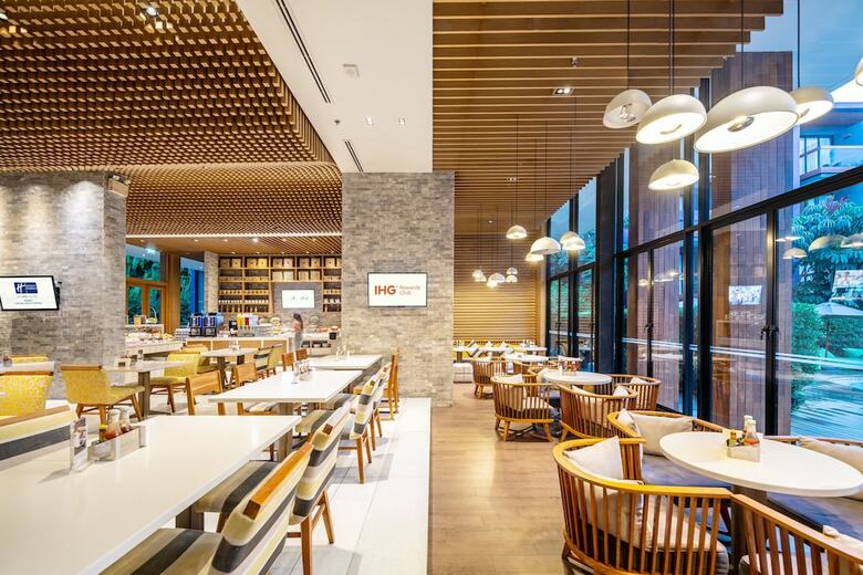 Hotel Holiday Inn Express Phuket Patong Beach Central