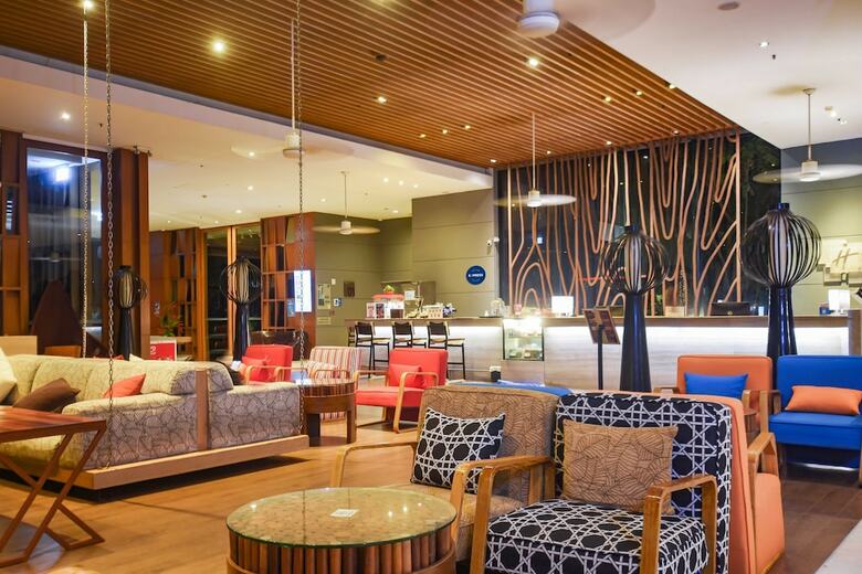 Hotel Holiday Inn Express Phuket Patong Beach Central