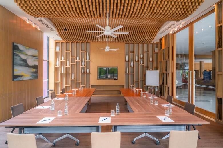Hotel Holiday Inn Express Phuket Patong Beach Central