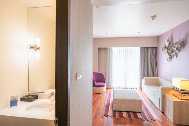 Hotel Holiday Inn Express Phuket Patong Beach Central