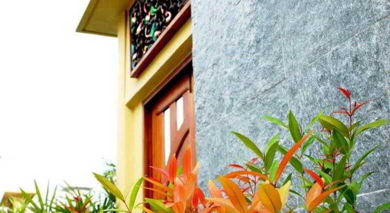 Hotel Baan Issara Resort