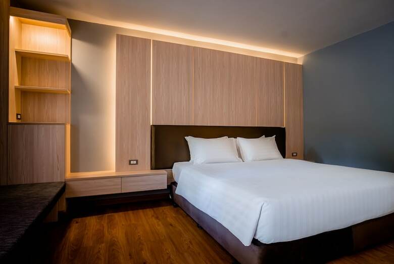 Hotel Thanthip Beach Resort