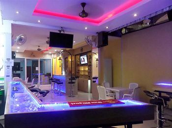 Nailons Hotel