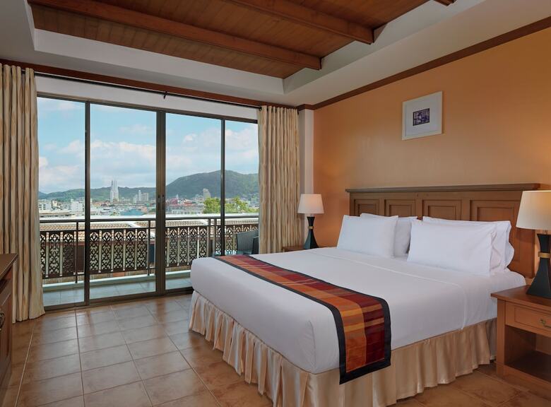 Sun Hill Hotel
