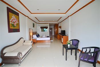 Hotel Tri Trang Beach Resort