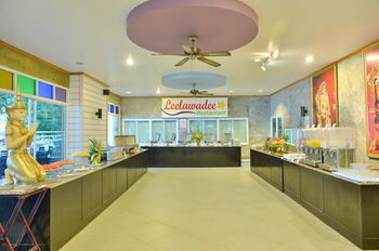 Hotel Tri Trang Beach Resort