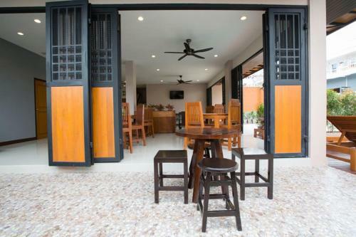 Patong V Hotel