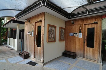 Hyton Leelavadee Hotel