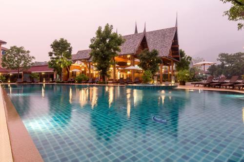 Dolphin Hotel Phuket
