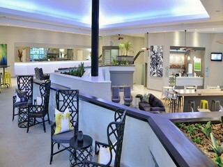 Hotel Cresta Lodge
