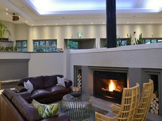Hotel Cresta Lodge