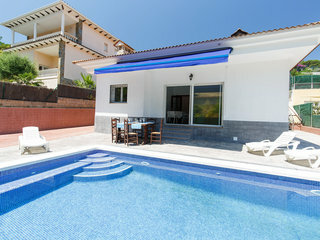Clavel - Four Bedroom