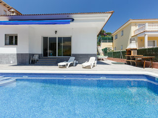 Clavel - Four Bedroom