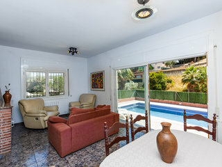 Clavel - Four Bedroom