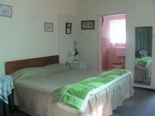 Hotel 40 Winks Accommodation