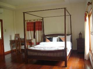 Hotel Ban Chomna Resort