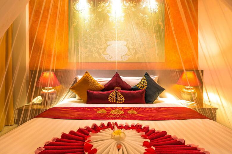 Tanawan Phuket Hotel