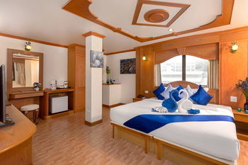 Tiger Hotel (complex)