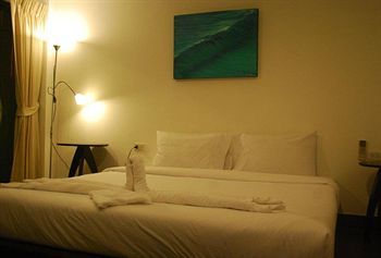 Hotel Baan Andaman Sea Surf