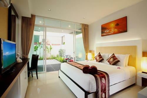 Kata Sea View Villas