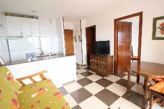 Holiday Apartment Mar 2
