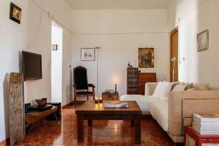 House In M�laga -101912