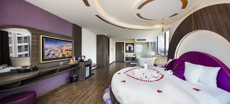 V Hotel Nha Trang