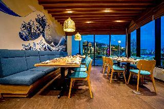 Hotel Oceanami Villas And Beach Club