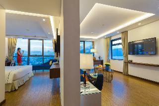 Pavilion Danang Beach Hotel