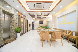 Hotel Reddoorz Plus Near Lotte Mart Cong Hoa
