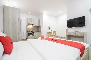 Hotel Reddoorz Plus @ Nguyen Van Troi