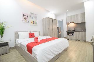 Hotel Reddoorz Plus @ Nguyen Van Troi