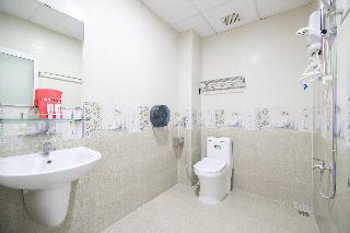 Hotel Reddoorz Plus @ Nguyen Van Troi