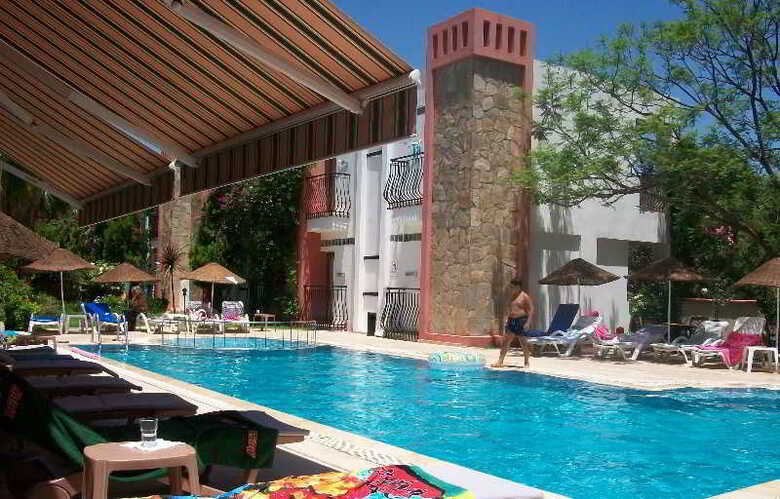 Kriss Hotel