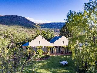 Lodge Mount Camdeboo Private Game Reserve