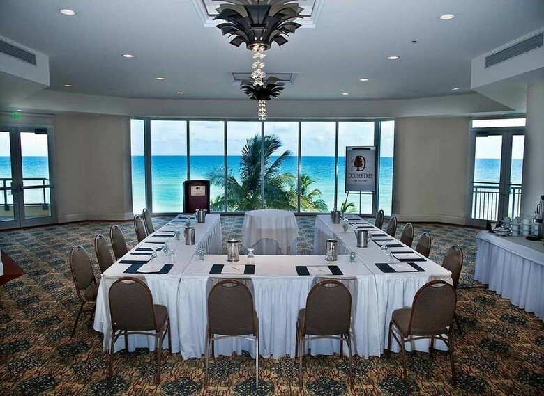 Hotel Doubletree Ocean Point Resort & Spa