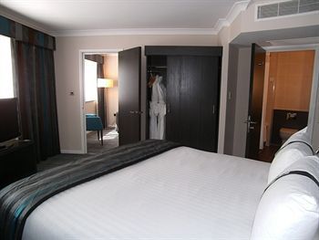 Hotel Worth
