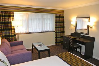Hotel Worth