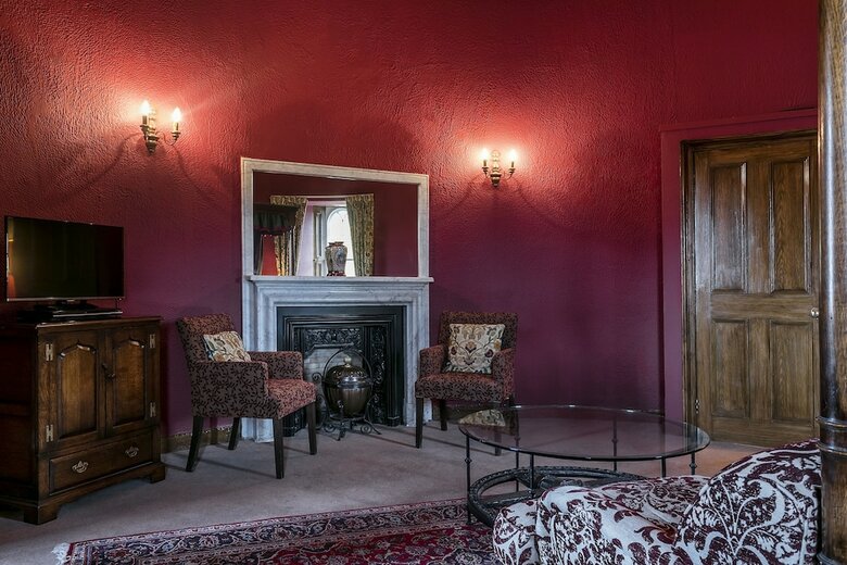 Hotel Dalhousie Castle