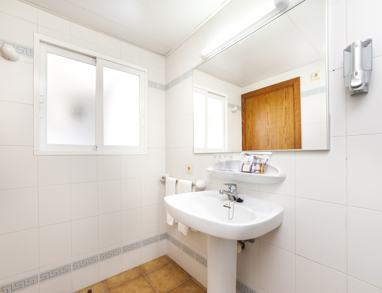 Globales Apartamentos Cala Vi�as Only Adults +16