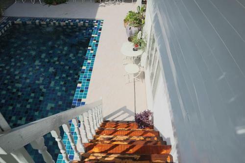 Hostal Secret Garden Pool Villa